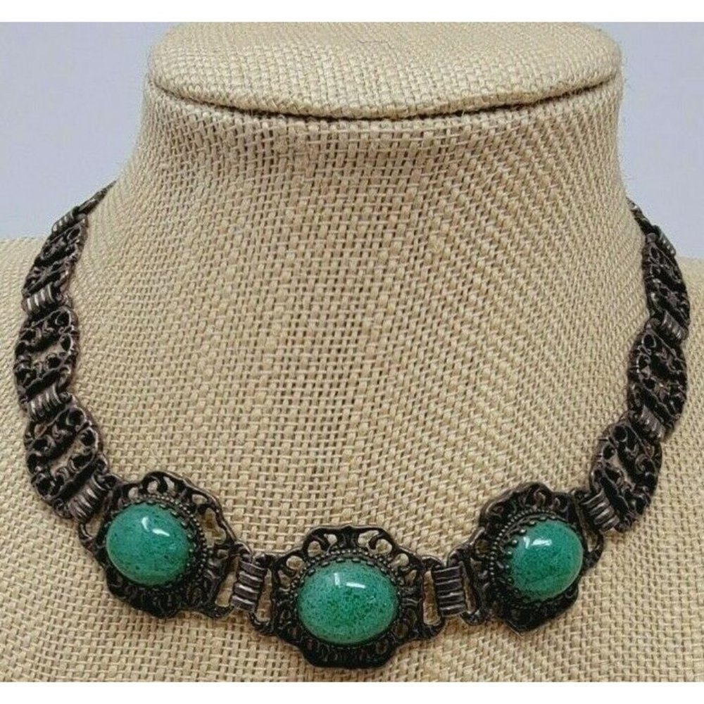 Antique Silver Choker Necklace with Aventurine Cabochons